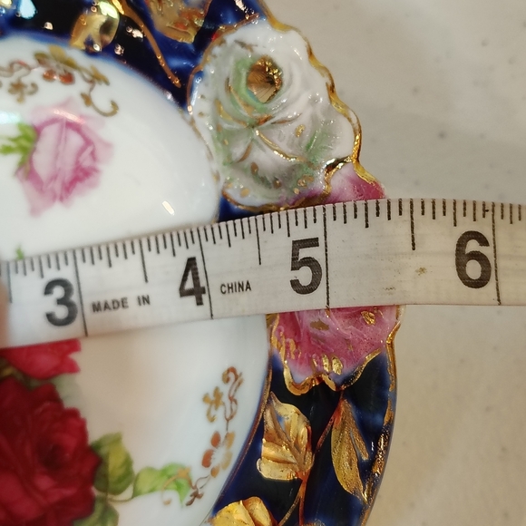 Cobalt Porcelain Hand Painted Gold Floral Scalloped Edge Dish or Bowl Vintage - Picture 8 of 8